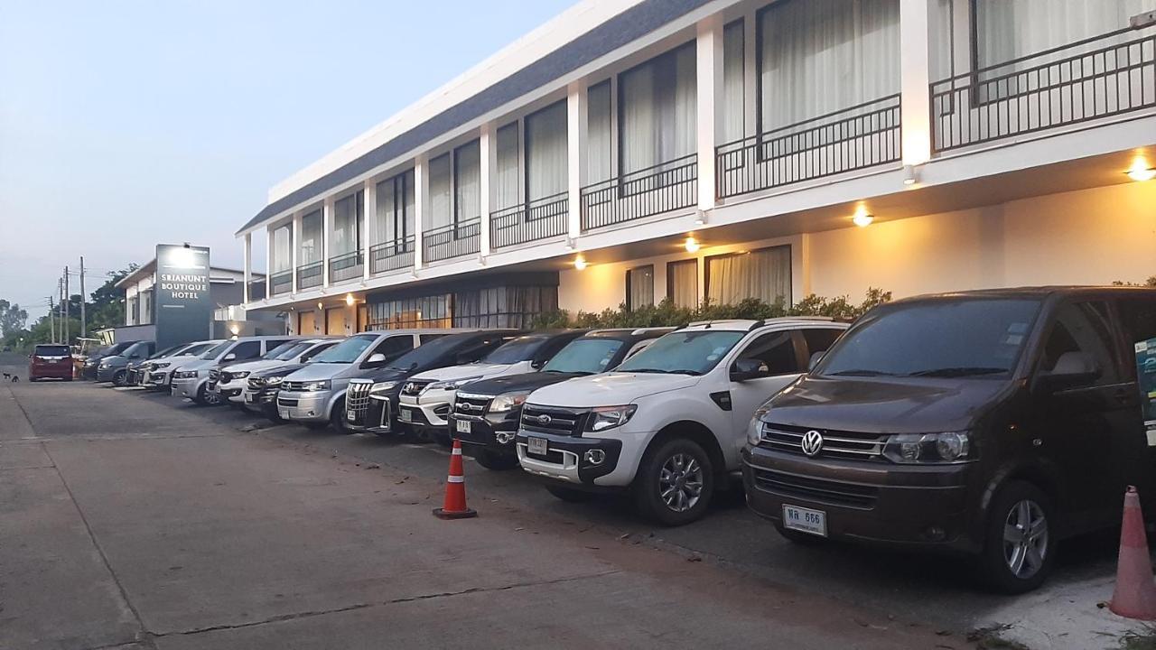 斯瑞亚楠特精品酒店 武里南 外观 照片